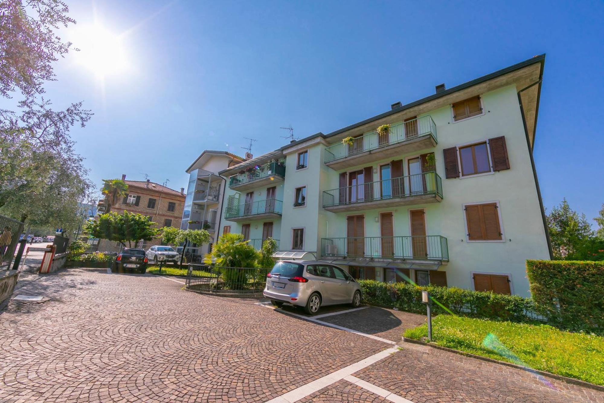 Claz House - Happy Rentals Рива-дель-Гарда Екстер'єр фото